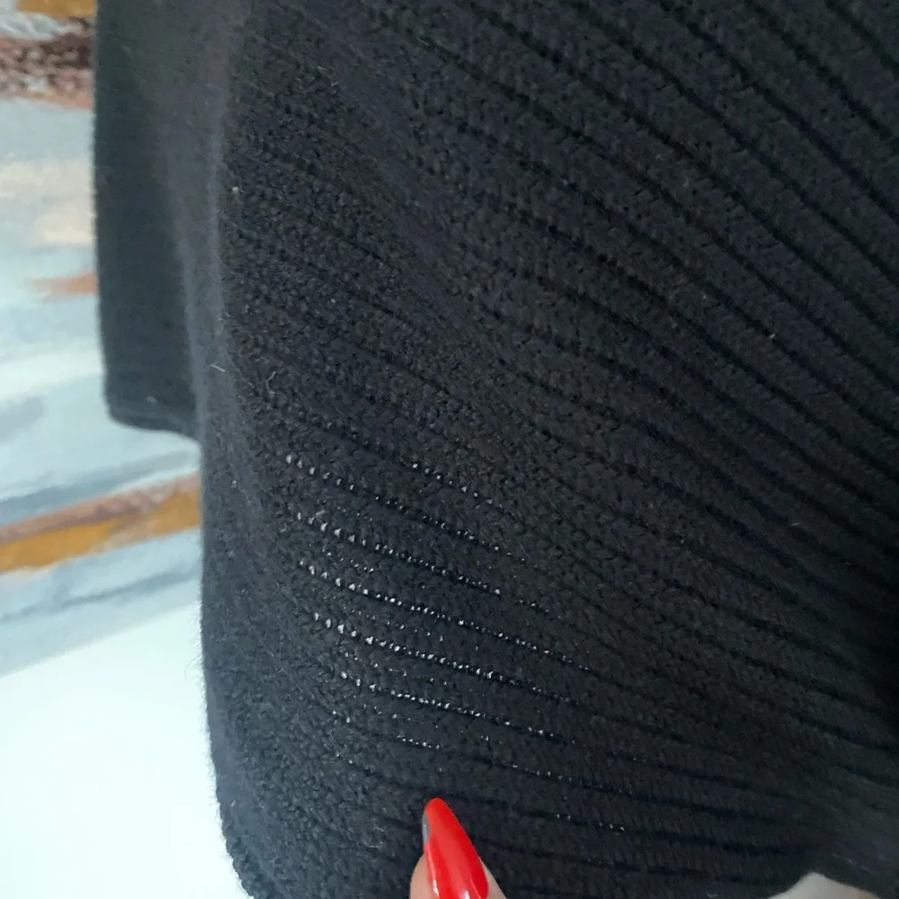 ARITZIA Wilfred Free Black Lolan Sweater - Picture 10 of 12